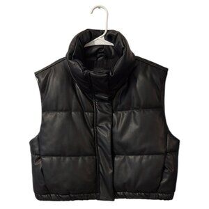 Zara Women's Faux Leather Crop Puffer Vest Size M Black Sleeveless Outerwear
